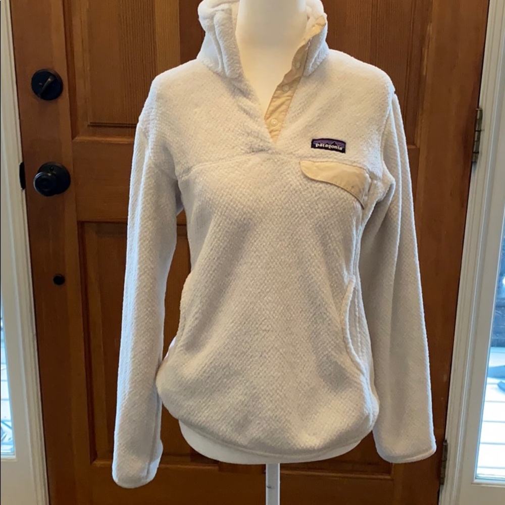 Patagonia cream pullover